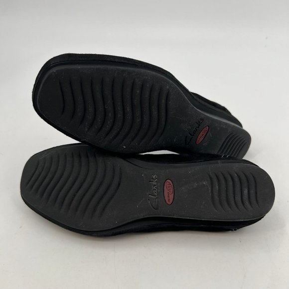 Clarks Black Suede Bow Accent Flats | Versatile Any Season - Picture 6 of 9